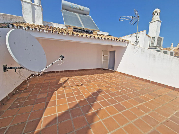 Image No.9-4 Bed Townhouse for sale