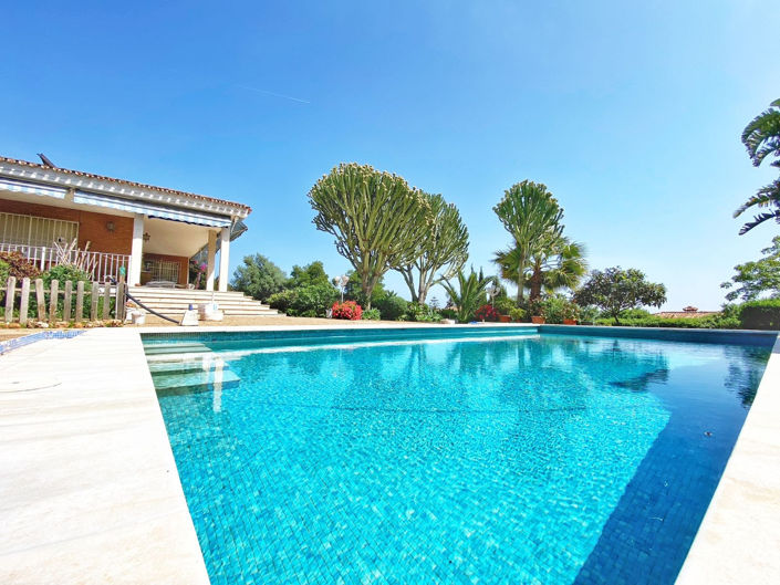 Image No.4-4 Bed Villa for sale