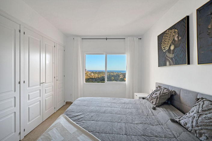 Image No.26-2 Bed Apartment for sale