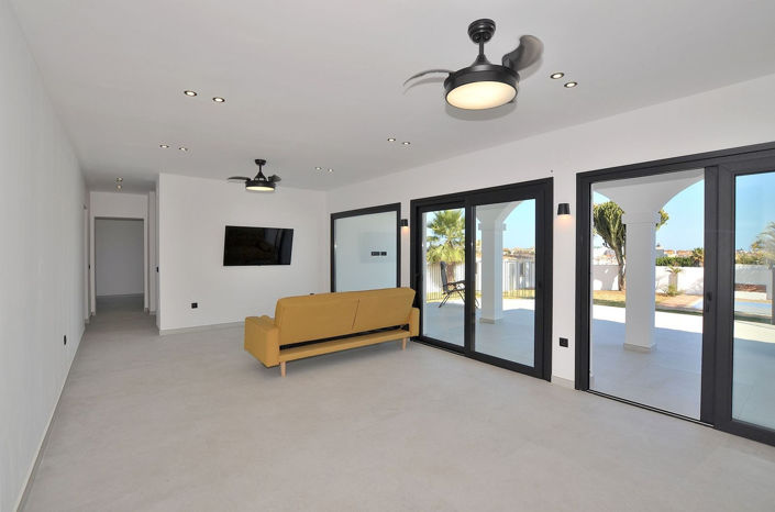 Image No.11-Villa de 4 chambres à vendre à Fuengirola