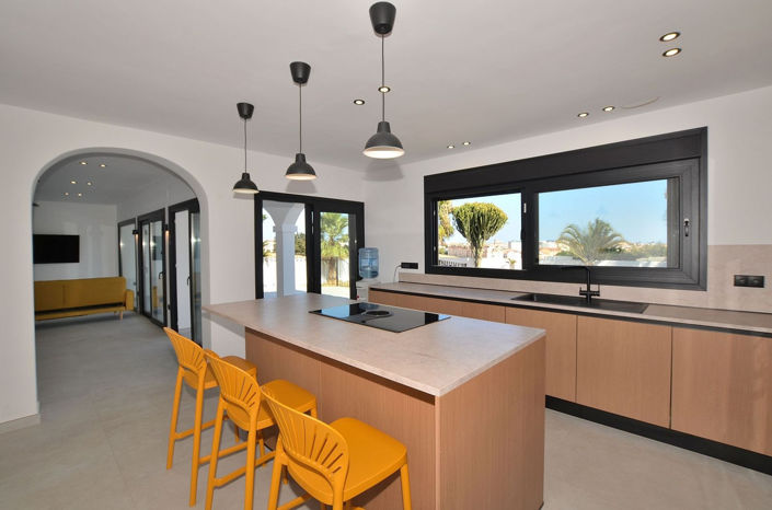 Image No.13-Villa de 4 chambres à vendre à Fuengirola