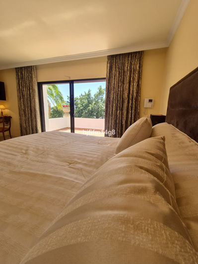 Image No.15-3 Bed Villa for sale