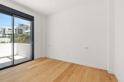 6g70s96hq4k12-53013098fcab6c38b1379cd33298e05