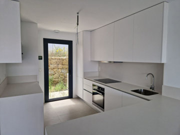 6g7ypkibisv9-467d0cee5b725f3ef65f102a0c2e69c0