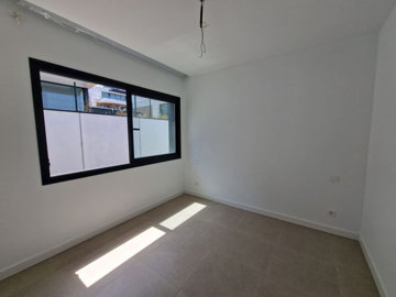 x6ok967d6fh11-20939a0134ad724a8cb2a801094d15a