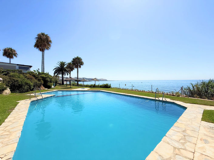 Image No.2-Maison de ville de 3 chambres à vendre à Estepona