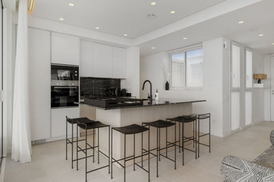 zq12zfkj0dg7-aa4cc561180b369757c0bb4af9886cd3