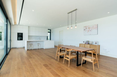 jncaeoty3im47-b3a03718b4ecea17fd5585e425dce0e