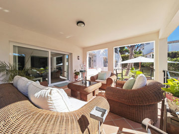 g92crgjtcti6-241328e1bcc9c0d8ce1222beb6c967a8