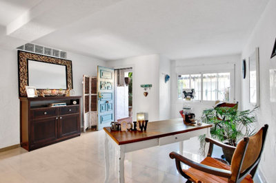 i5mhy41hr1o11-20939a0134ad724a8cb2a801094d15a