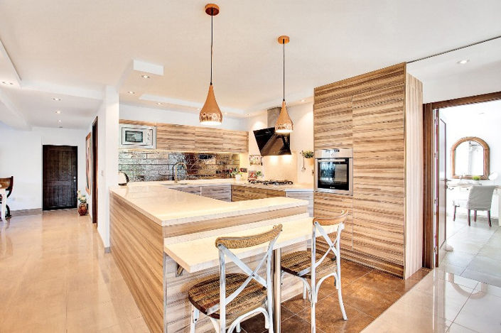 Image No.9-6 Bed Villa for sale