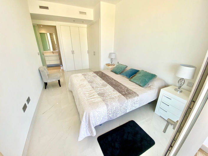 Image No.12-3 Bed Apartment for sale