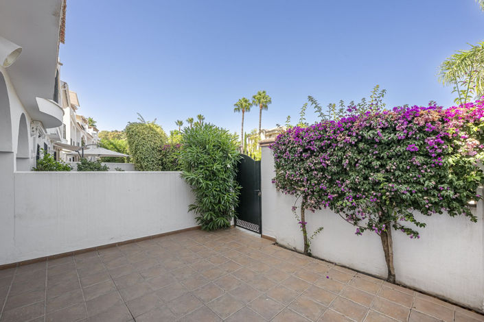 Image No.4-4 Bed Townhouse for sale