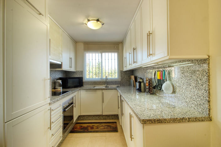 Image No.19-4 Bed Townhouse for sale