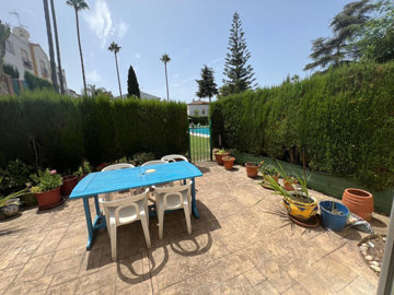 30ag0awghls8-e64a9055bba3e77ac8aca3b893cdf826