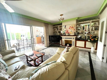 qot7kde6djl7-aa4cc561180b369757c0bb4af9886cd3