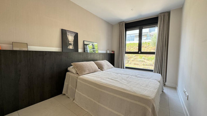 Image No.18-3 Bed Apartment for sale