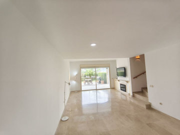 0hhcodus2st8-e64a9055bba3e77ac8aca3b893cdf826