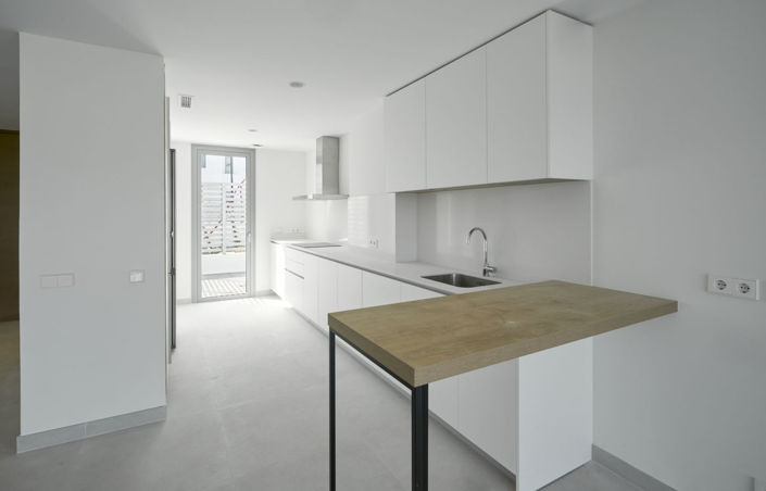 Image No.7-4 Bed Townhouse for sale