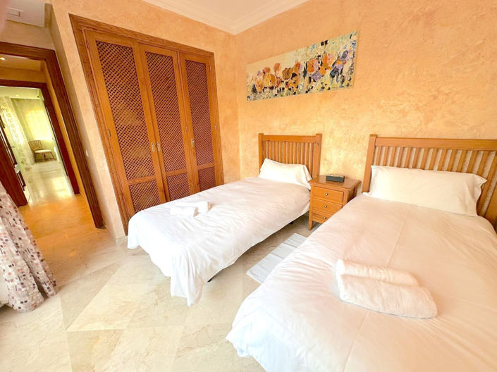 Image No.12-3 Bed Apartment for sale