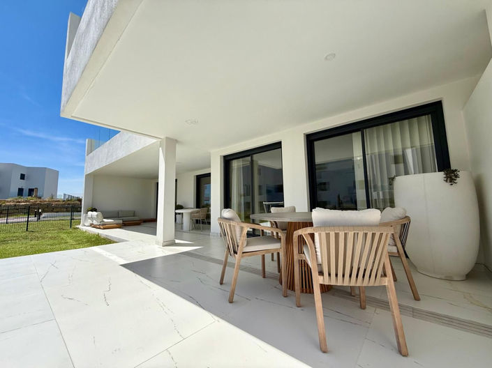 Image No.4-2 Bed Apartment for sale