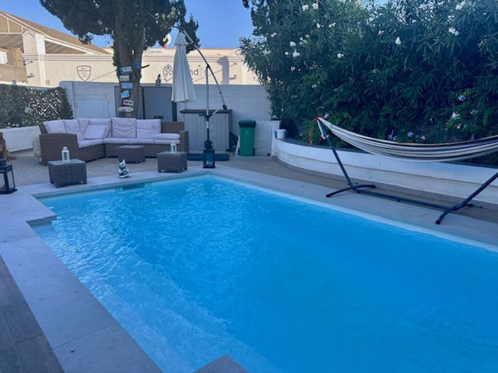 Image No.2-Appartement de 2 chambres à vendre à Estepona