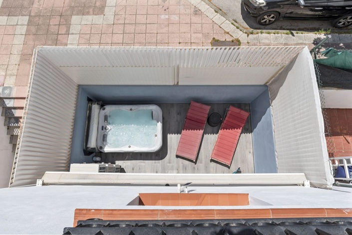 Image No.2-Maison de ville de 4 chambres à vendre à Estepona