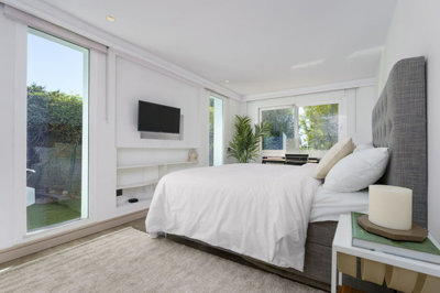 hke1ophvzb29-7c2f312881aea9bbe9ddaeb9640e2c9a