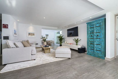 n1y666jm57g15-11d12f2f454f2f5e9b981fdd8b901d5