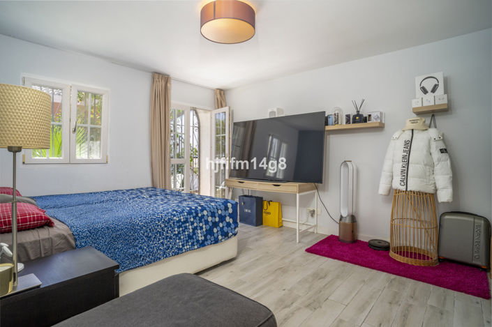 Image No.18-Villa de 4 chambres à vendre à Nueva Andalucia