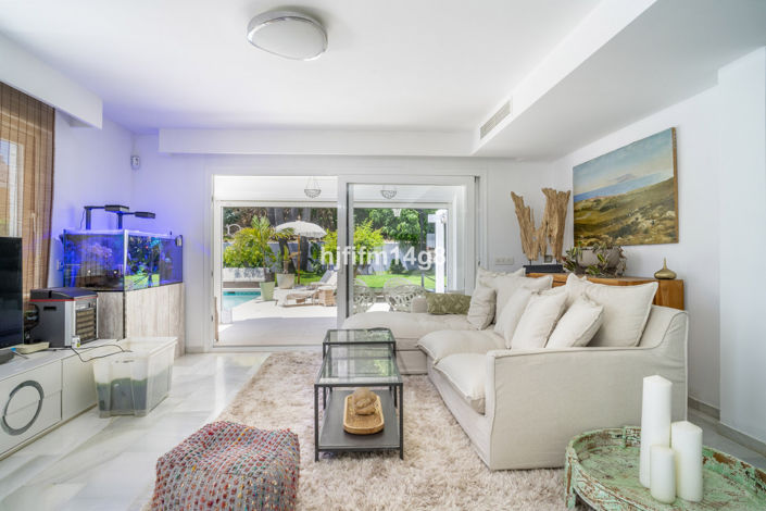 Image No.8-Villa de 4 chambres à vendre à Nueva Andalucia