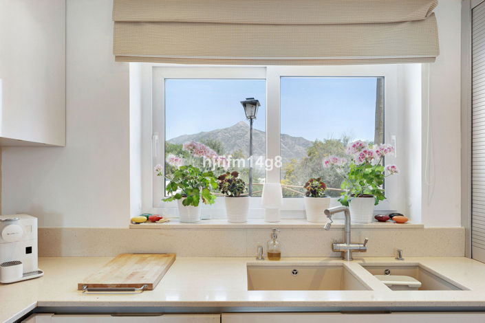 Image No.11-Villa de 4 chambres à vendre à Nueva Andalucia