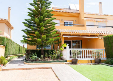 33qrjlkxx2m1-7980e48d732b6fc85c14b43b94d2aa54