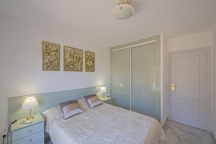 Image No.10-3 Bed Townhouse for sale