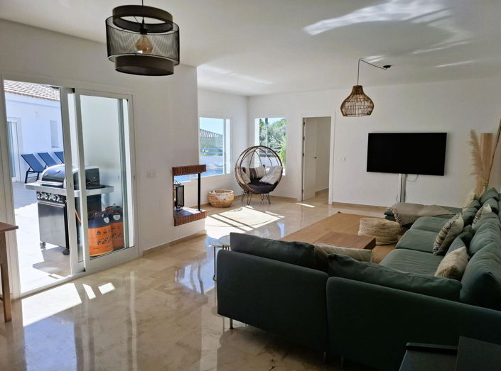 Image No.5-5 Bed Villa for sale