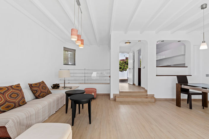 Image No.3-2 Bed Townhouse for sale