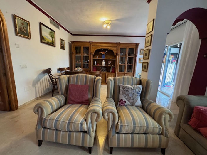 Image No.3-5 Bed Townhouse for sale