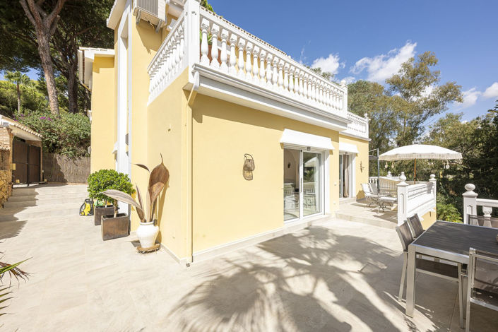 Image No.3-4 Bed Villa for sale