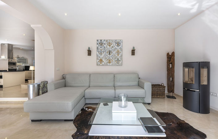 Image No.8-4 Bed Villa for sale