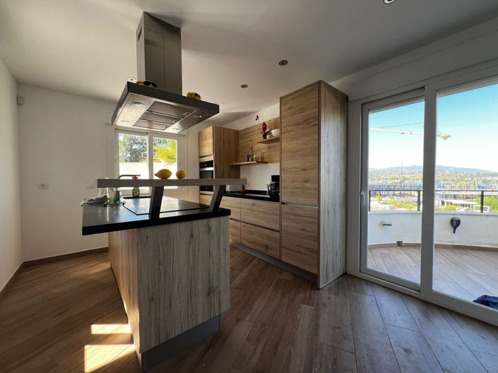 Image No.8-4 Bed Villa for sale