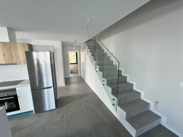 Image No.6-4 Bed Townhouse for sale