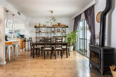 zhfp5ggfc910-bb915d1cb19341576dcdc994b81ab9c5