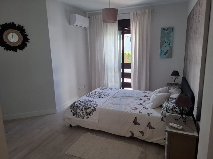 Image No.10-3 Bed Apartment for sale