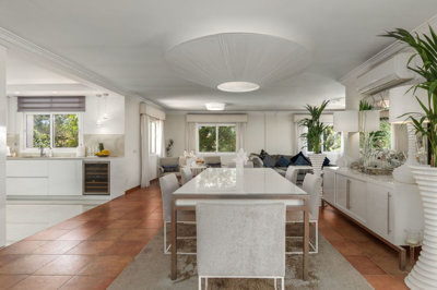 idngbgya738-e64a9055bba3e77ac8aca3b893cdf826