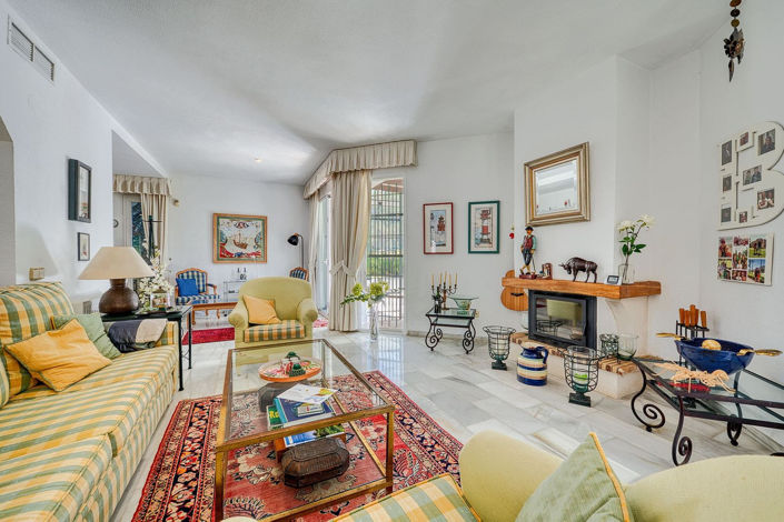 Image No.8-Villa de 4 chambres à vendre à Nueva Andalucia