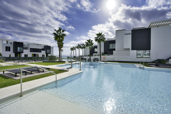 Image No.2-4 Bed Townhouse for sale