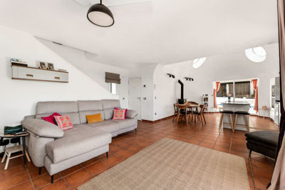 9glsxe2l85h6-241328e1bcc9c0d8ce1222beb6c967a8