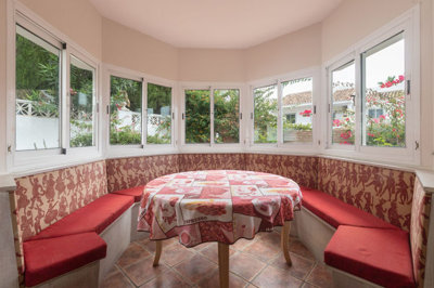 1n8ebpi02f511-20939a0134ad724a8cb2a801094d15a