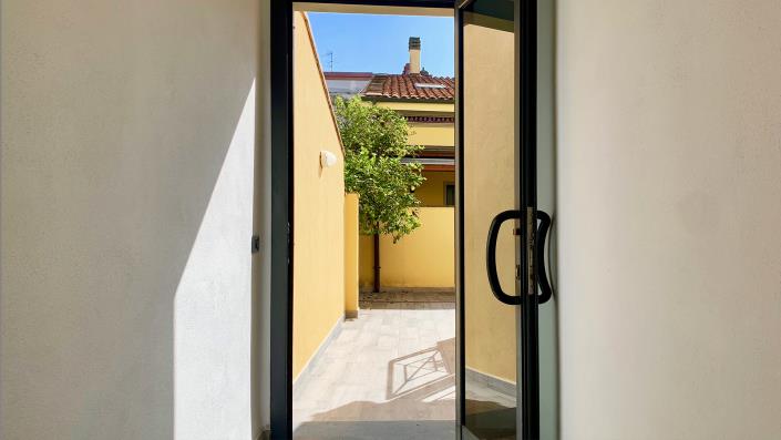 Image No.3-3 Bed Apartment for sale