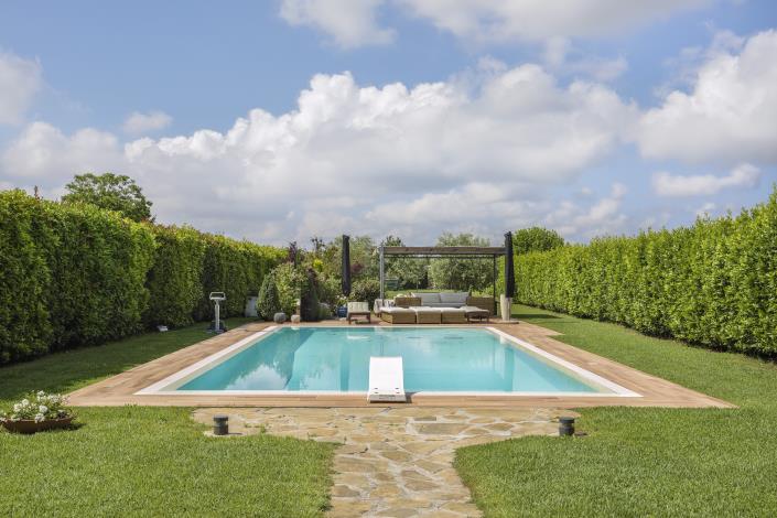 Image No.2-4 Bed Villa for sale